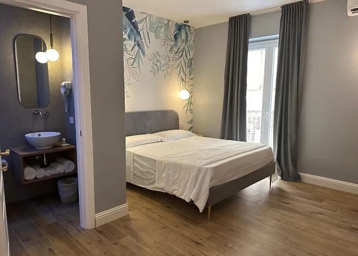 Krysos Luxury 住宿加早餐酒店