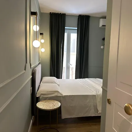 Krysos Luxury 住宿加早餐酒店
